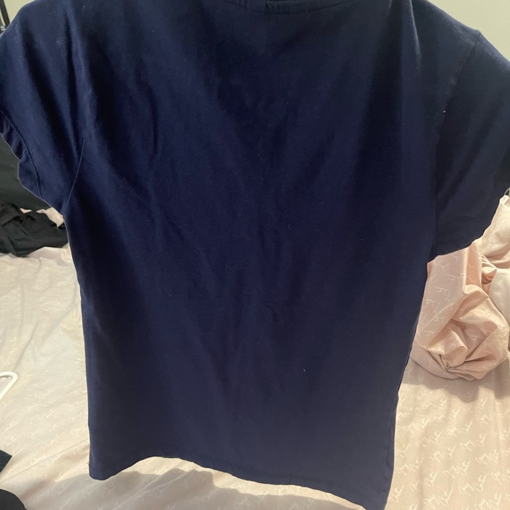 Guess Top - Picture 2 of 2